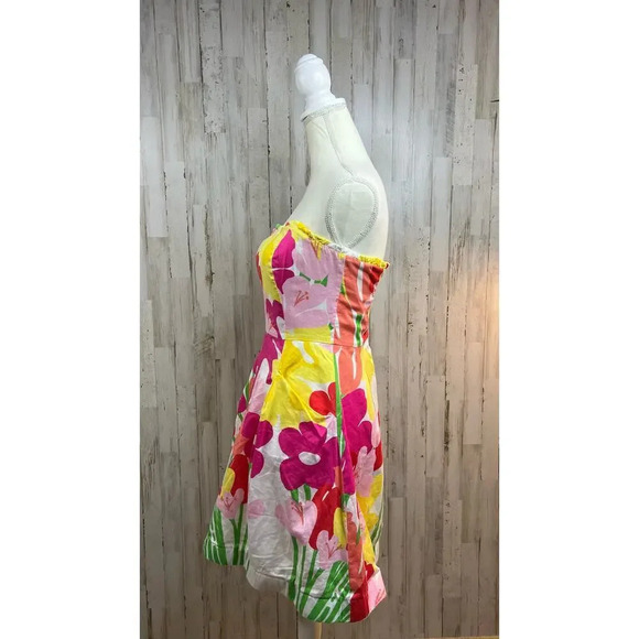 Lilly Pulitzer Women's Size 4 Pink Floral Strapless Fit & Flare Dress w/ Pockets - Picture 7 of 7